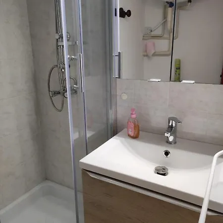 St Pierre La Mer,appartement T2 En Calme