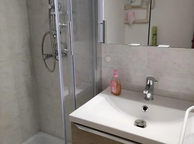 St Pierre La Mer,appartement T2 En Calme