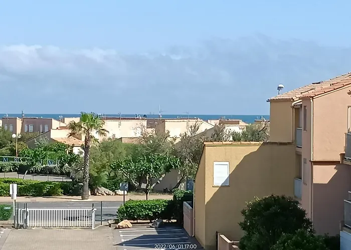 Διαμέρισμα St Pierre La Mer,appartement T2 En Calme
